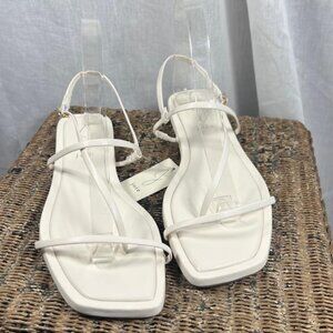 NWT Joie Glory Sandals in Ivory - Size 8